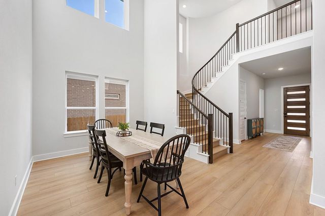 219 Craigends Yew LN, Dripping Springs, TX 78620