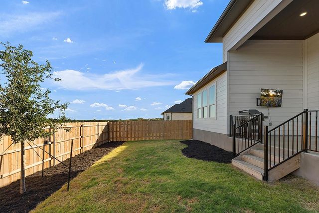 219 Craigends Yew LN, Dripping Springs, TX 78620