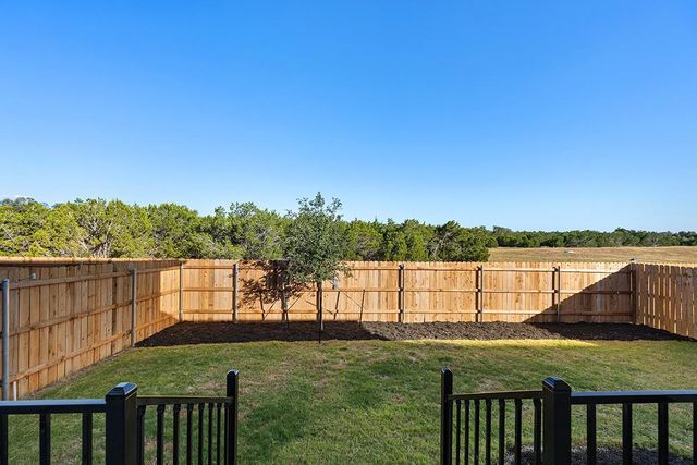 219 Craigends Yew LN, Dripping Springs, TX 78620