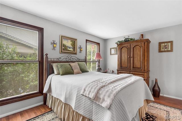 4686 Britcastle Drive, St Louis, MO 63128