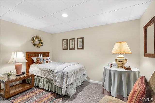 4686 Britcastle Drive, St Louis, MO 63128