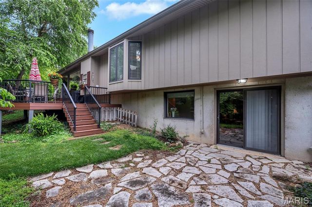 4686 Britcastle Drive, St Louis, MO 63128