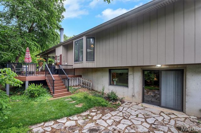 4686 Britcastle Drive, St Louis, MO 63128