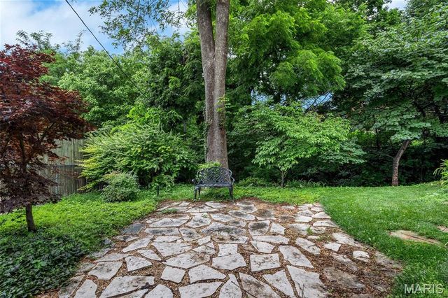 4686 Britcastle Drive, St Louis, MO 63128