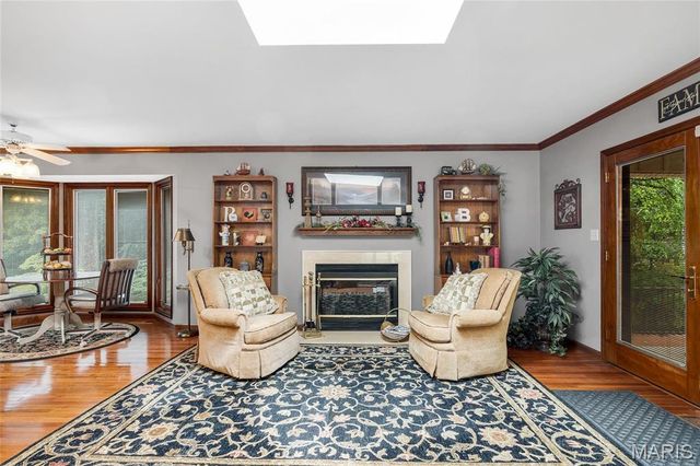 4686 Britcastle Drive, St Louis, MO 63128