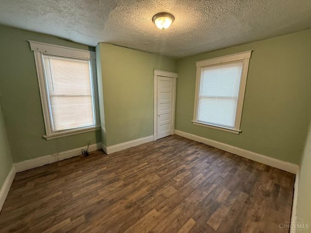 3238 Gilbert Avenue, Cincinnati, OH 45207