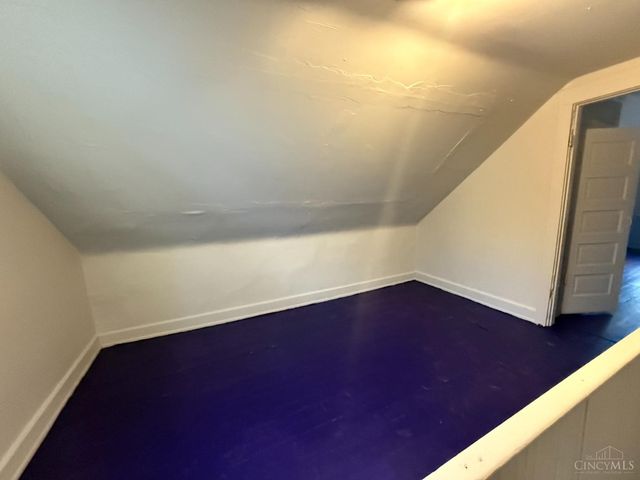 3238 Gilbert Avenue, Cincinnati, OH 45207