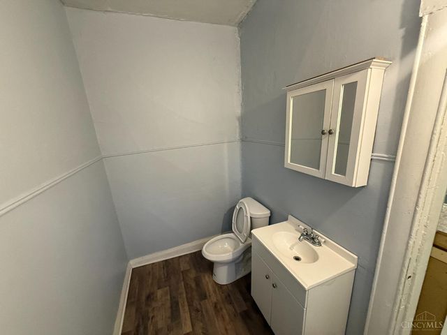 3238 Gilbert Avenue, Cincinnati, OH 45207