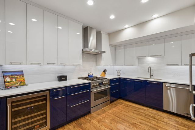 4139 Travis Street, Dallas, TX 75204