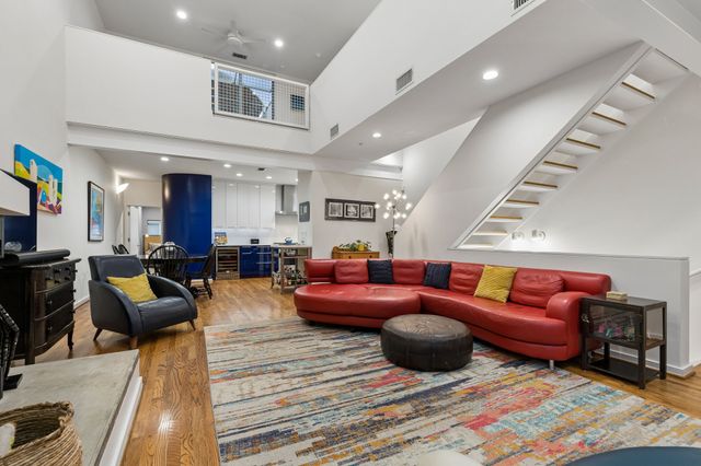 4139 Travis Street, Dallas, TX 75204