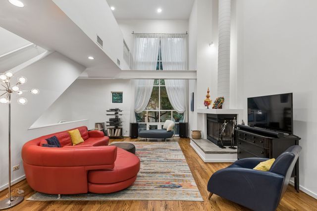 4139 Travis Street, Dallas, TX 75204