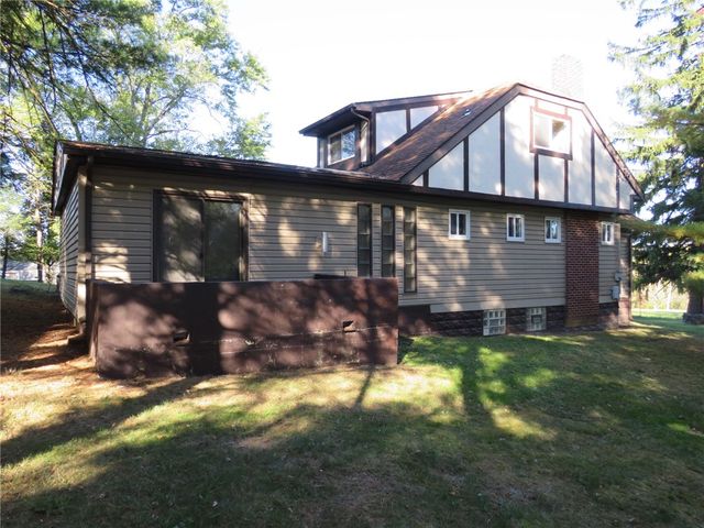 916 Gill Hall Rd, Jefferson Hills, PA 15025