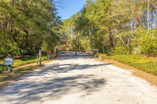 0 Polly Point Road, Wadmalaw Island, SC 29487