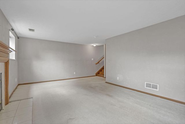 9001 Coral Canyon Circle, Reynoldsburg, OH 43068