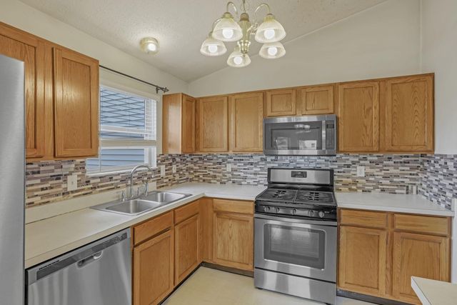 9001 Coral Canyon Circle, Reynoldsburg, OH 43068