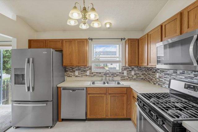 9001 Coral Canyon Circle, Reynoldsburg, OH 43068