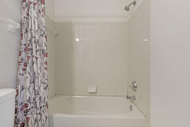 9001 Coral Canyon Circle, Reynoldsburg, OH 43068