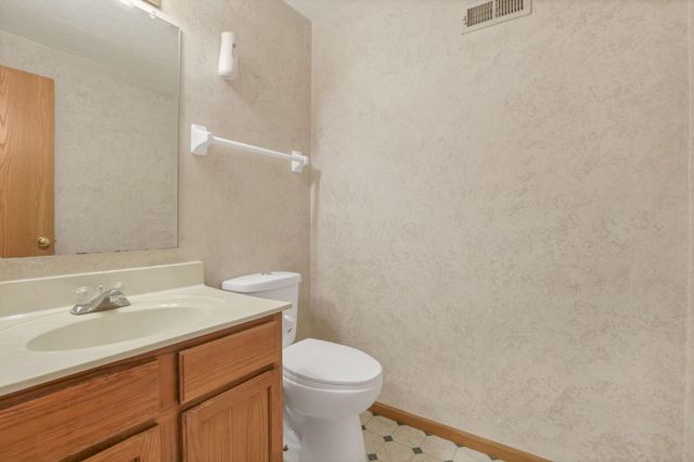 9001 Coral Canyon Circle, Reynoldsburg, OH 43068
