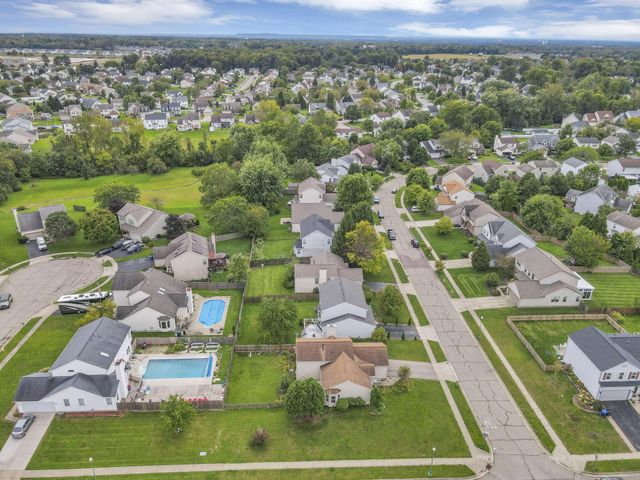 9001 Coral Canyon Circle, Reynoldsburg, OH 43068