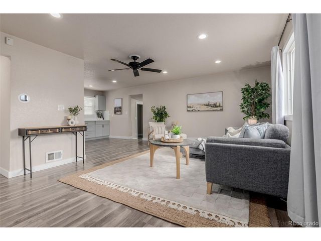 7380 W 12th Ave, Lakewood, CO 80214