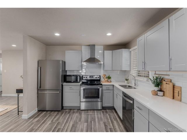 7380 W 12th Ave, Lakewood, CO 80214