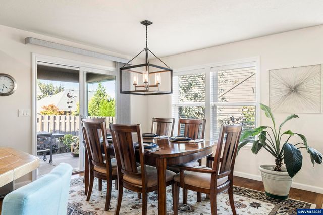 20756 Yukon St NE, Aurora, OR 97002