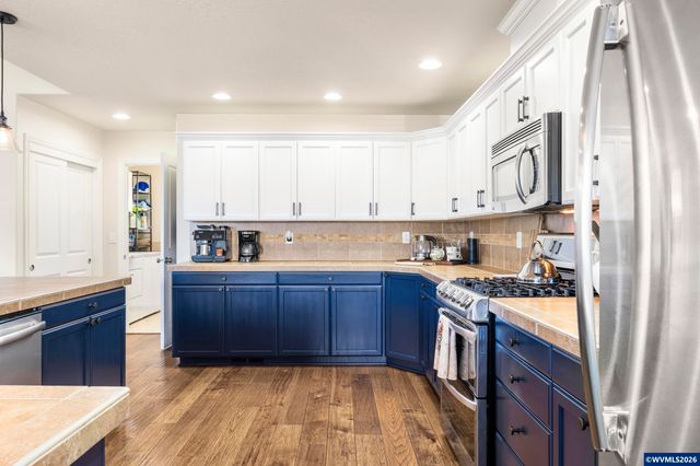 20756 Yukon St NE, Aurora, OR 97002