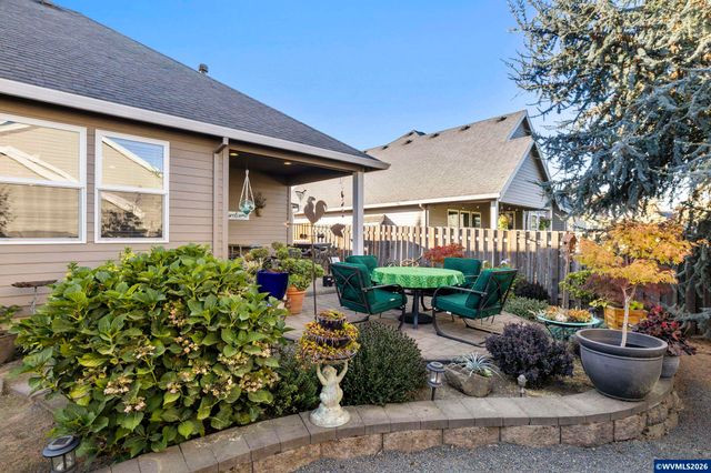 20756 Yukon St NE, Aurora, OR 97002