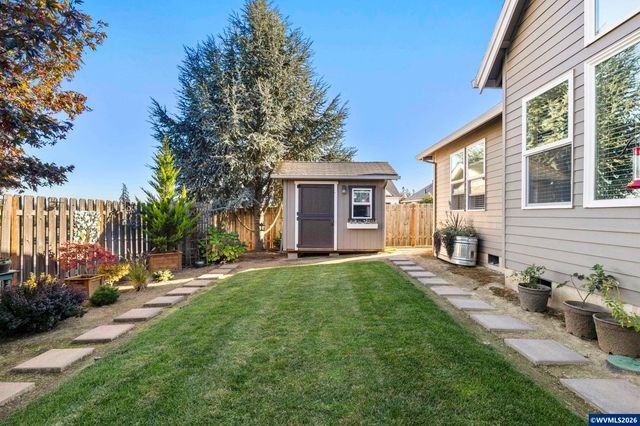 20756 Yukon St NE, Aurora, OR 97002