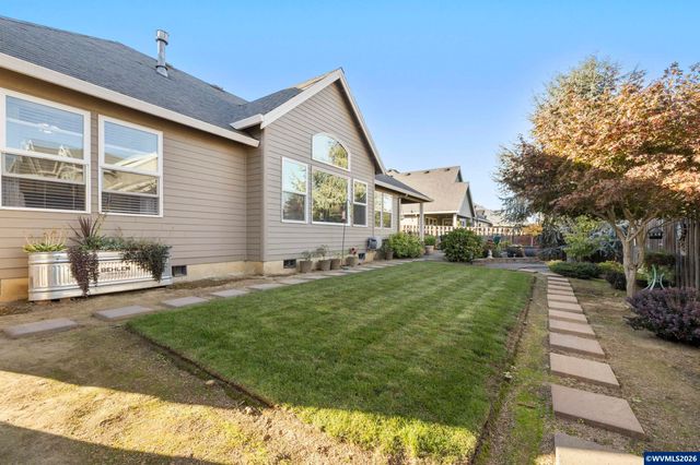 20756 Yukon St NE, Aurora, OR 97002