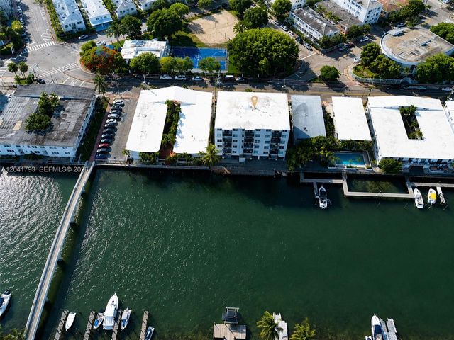 8024 Tatum Waterway Dr 6B, Miami Beach, FL 33141