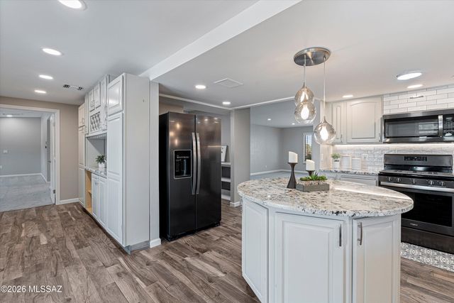 5845 N Calle Tiburon, Tucson, AZ 85704