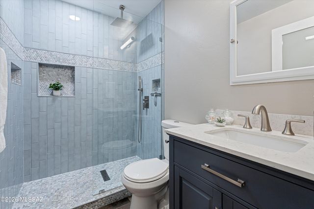 5845 N Calle Tiburon, Tucson, AZ 85704