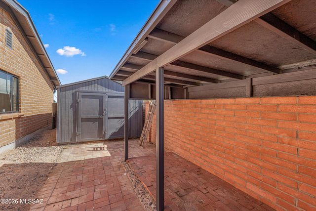 5845 N Calle Tiburon, Tucson, AZ 85704