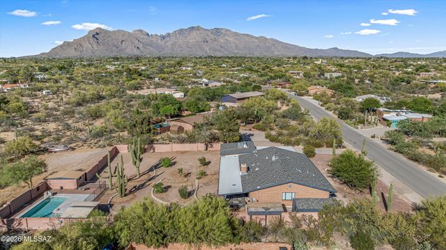 5845 N Calle Tiburon, Tucson, AZ 85704