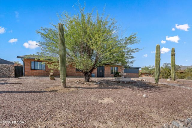 5845 N Calle Tiburon, Tucson, AZ 85704