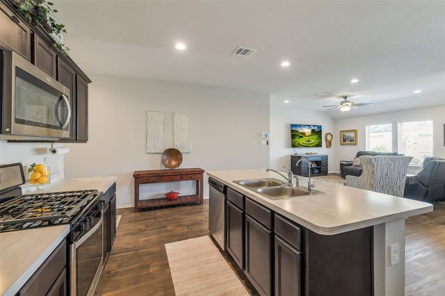 21225 Ivy Woods Court, New Caney, TX 77357