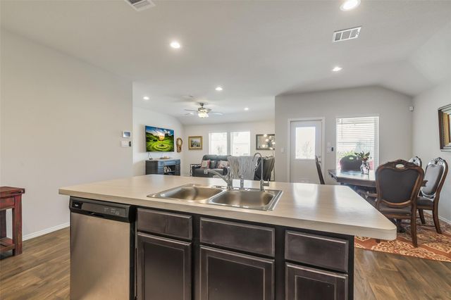 21225 Ivy Woods Court, New Caney, TX 77357