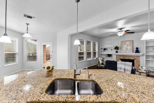 129 Landmark Haven, Cibolo, TX 78108