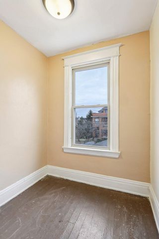 1505 Greenup Street, Covington, KY 41011