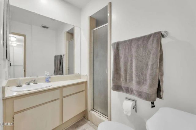 640 S Lake 204, Pasadena, CA 91106