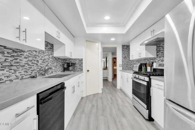 640 S Lake 204, Pasadena, CA 91106
