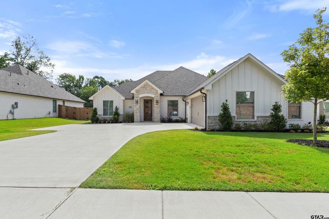 5300 Hollytree Dr, Tyler, TX 75703