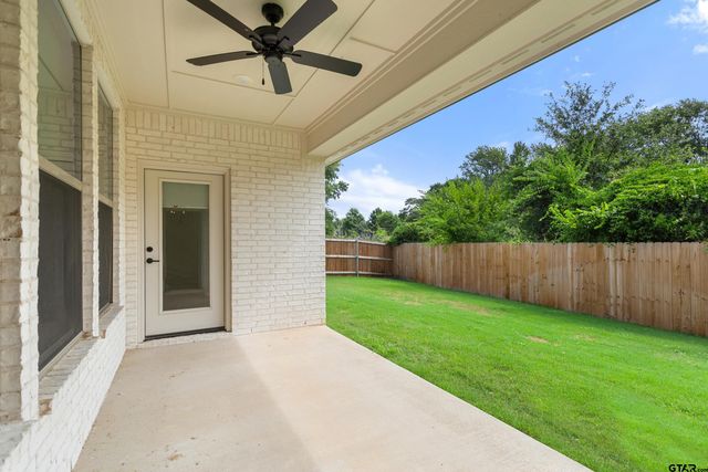 5300 Hollytree Dr, Tyler, TX 75703