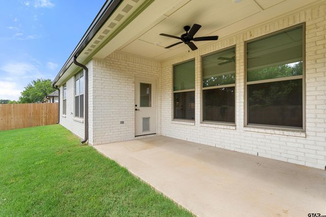 5300 Hollytree Dr, Tyler, TX 75703