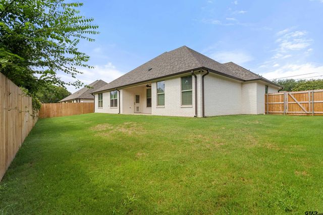 5300 Hollytree Dr, Tyler, TX 75703