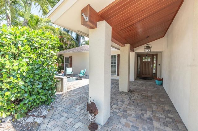 7587 132ND WAY, Seminole, FL 33776