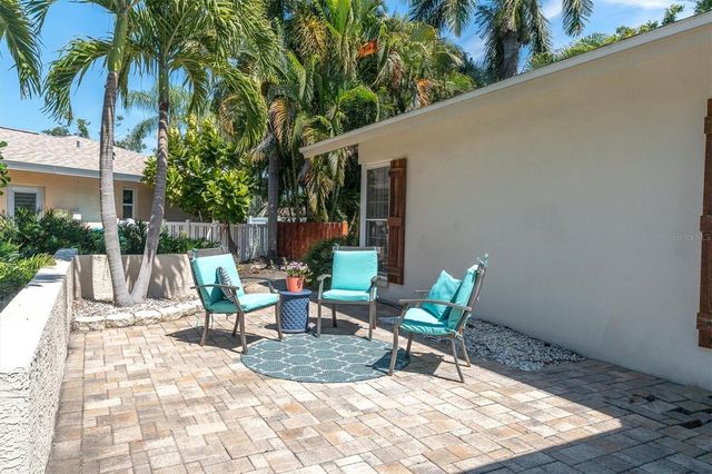 7587 132ND WAY, Seminole, FL 33776
