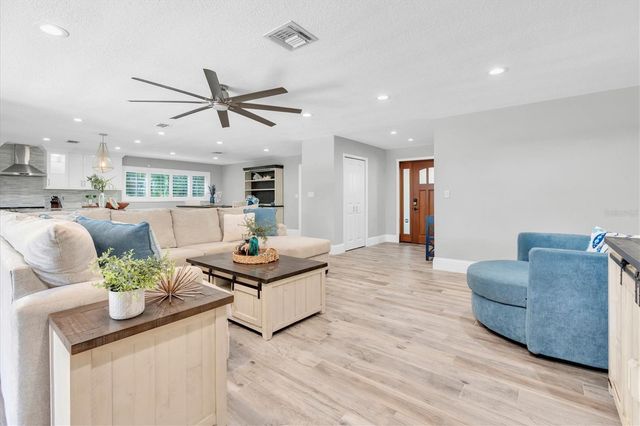 7587 132ND WAY, Seminole, FL 33776