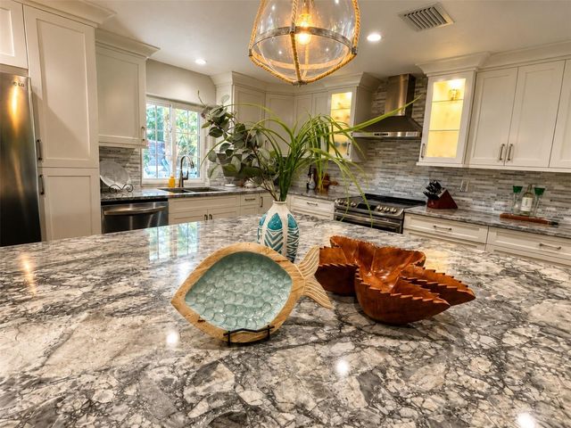 7587 132ND WAY, Seminole, FL 33776